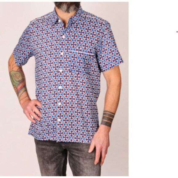 Men's Short Sleeve Shirt With Piping – Fun print Clover, Small, by Apsara - Picture 1 of 5
